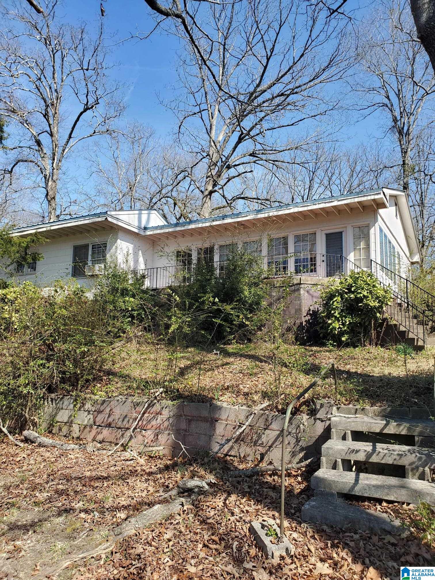 1221 Lake Tate Road Sylacauga, AL 35151 - Photo 1 of 4