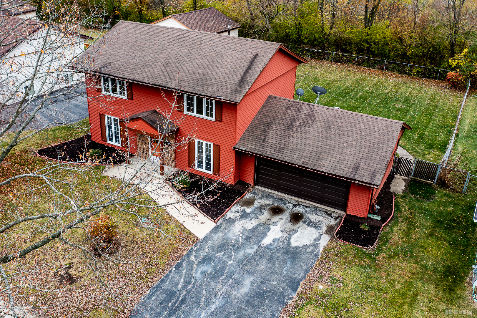 5503 Georgetown Drive Matteson, IL 60443 - Photo 7 of 27 front view of a house with a yard