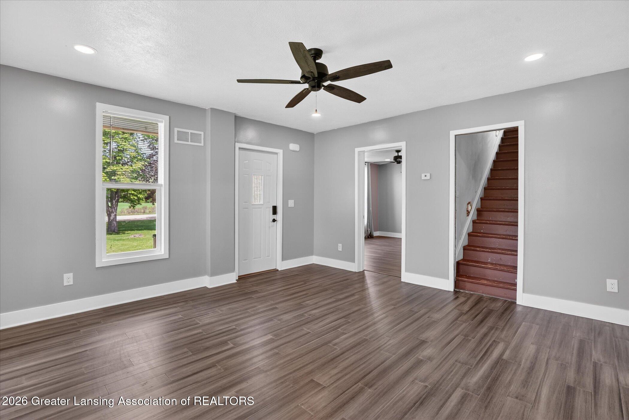 8843 Bunkerhill Road Jackson, MI 49201 - Photo 4 of 37 08-8843-Bunkerhill-Rd-WindowStill