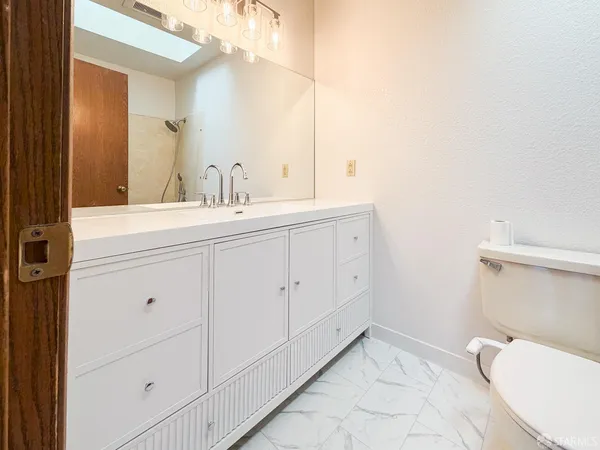 $650,000 | 1004 San Antonio Circle, Unit 309, Daly City, CA 94014