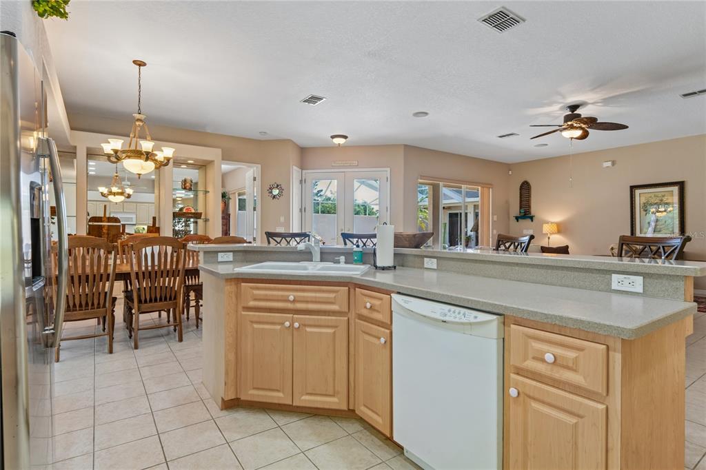 10120 Shortleaf Court Weeki Wachee, FL 34613 - Photo 27 of 95
