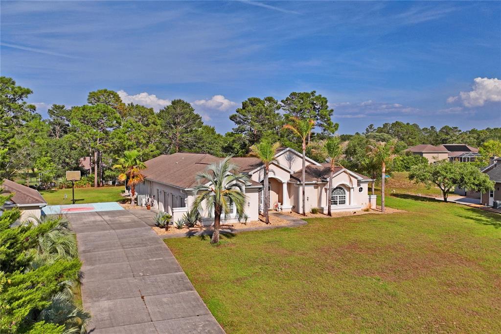 10120 Shortleaf Court Weeki Wachee, FL 34613 - Photo 8 of 95