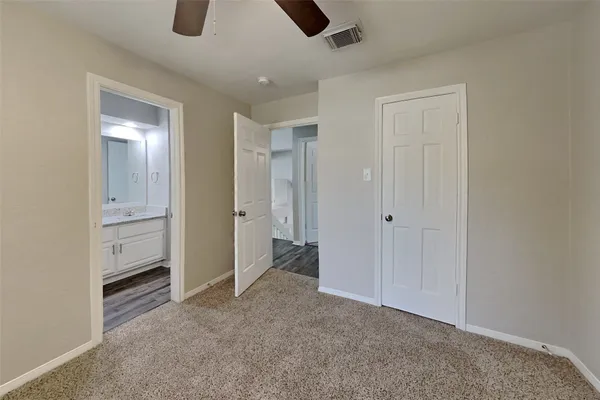 $2,400 | 3806 Village Oaks Drive, Houston, TX 77339
