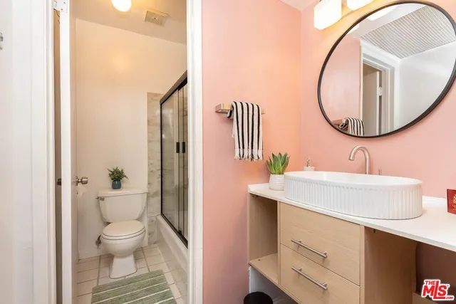 $430,000 | 5403 Newcastle Avenue, Unit 69, Encino, CA 91316