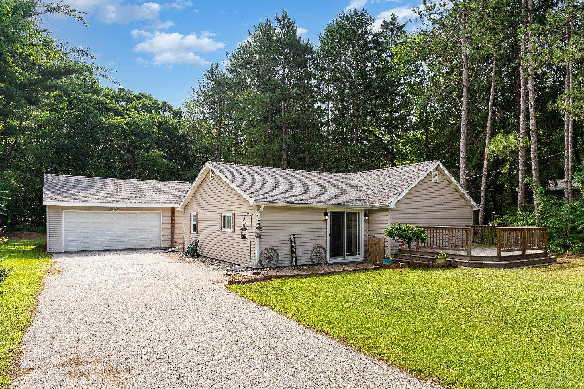 4211 South Graham Road Saginaw, MI 48609 - Photo 5 of 26