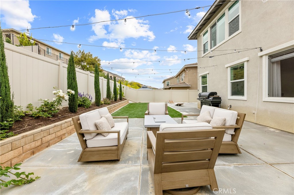 39490 Verbena Way Temecula, CA 92591 - Photo 44 of 70 Backyard
