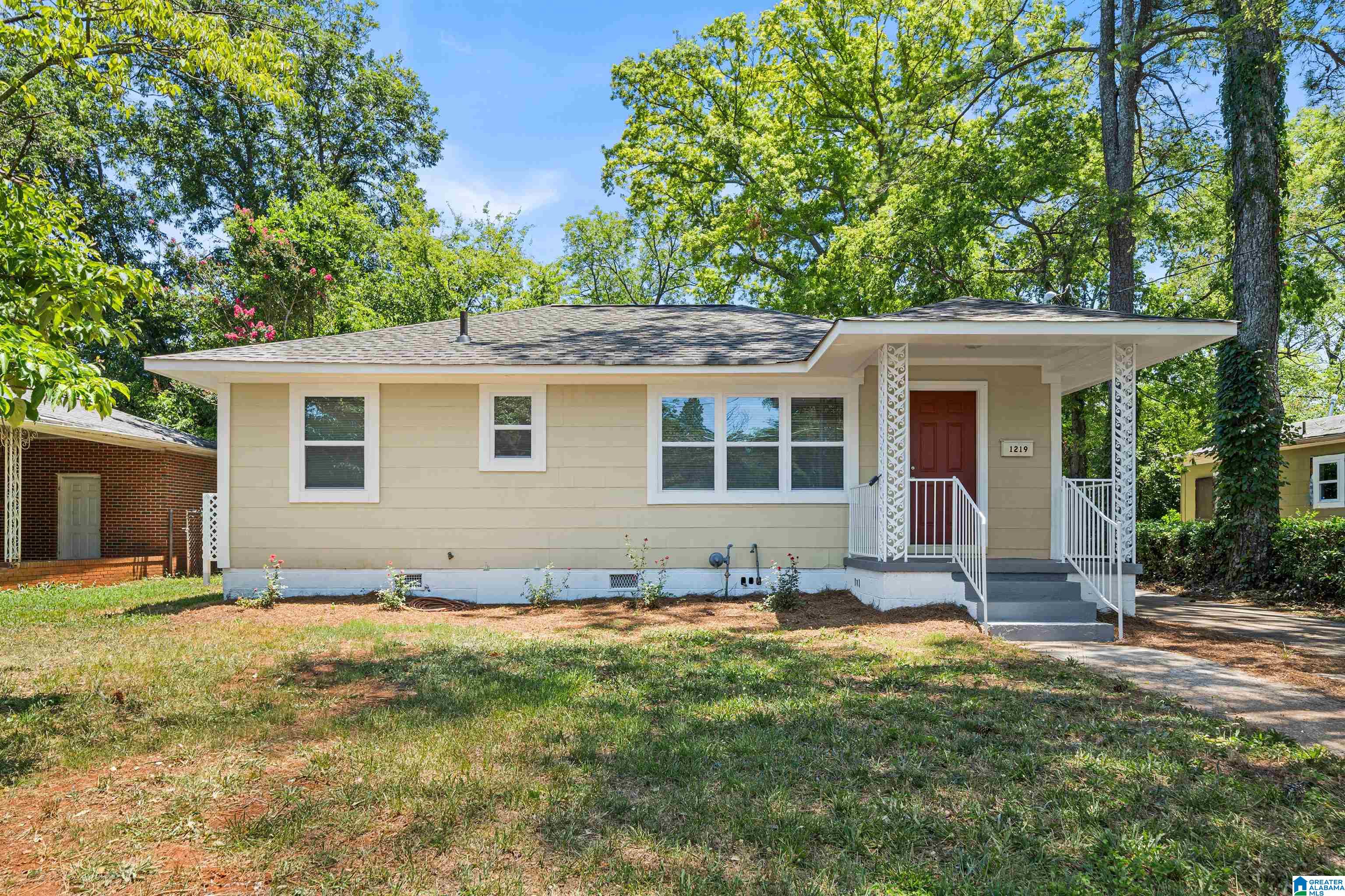 1219 18th Way Southwest Birmingham, AL 35211 - Photo 1 of 34