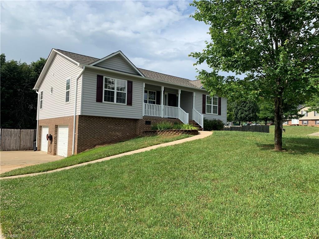 114 Hawksbridge Road Mount Airy, NC 27030 - Photo 2 of 20 Gallery Image 2
