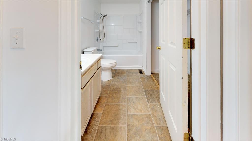 114 Hawksbridge Road Mount Airy, NC 27030 - Photo 17 of 20 Gallery Image 17