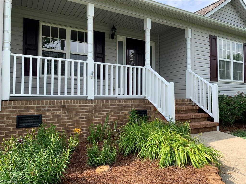 114 Hawksbridge Road Mount Airy, NC 27030 - Photo 3 of 20 Gallery Image 3