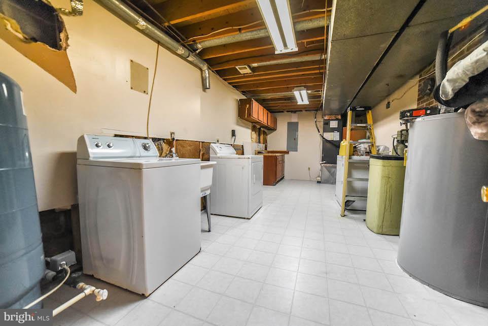 12505 Shiloh Church Road Newburg, MD 20664 - Photo 22 of 29 Laundry Room