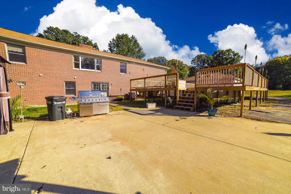 12505 Shiloh Church Road Newburg, MD 20664 - Photo 24 of 29 Backyard patio & deck