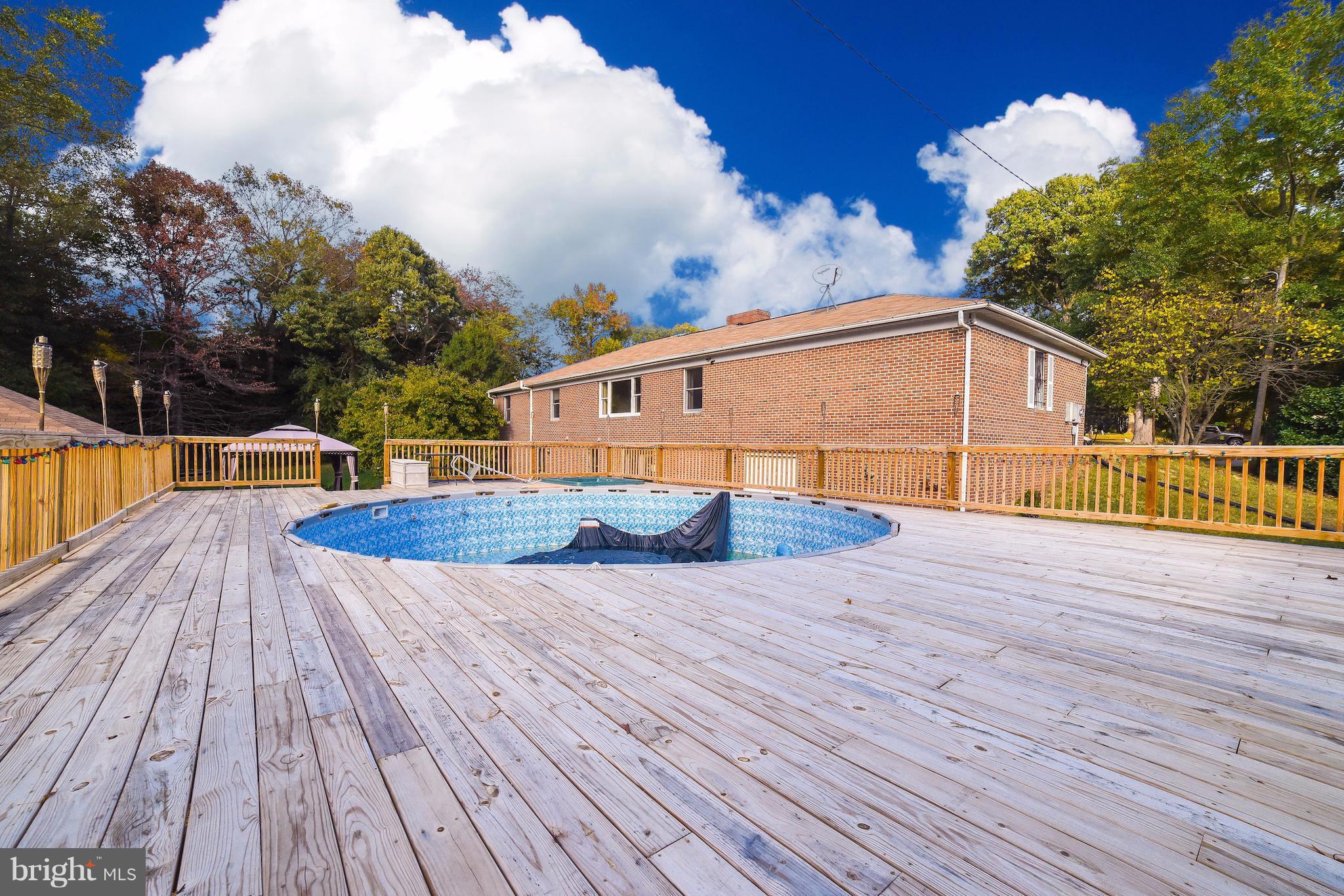 12505 Shiloh Church Road Newburg, MD 20664 - Photo 26 of 29 Pool Deck