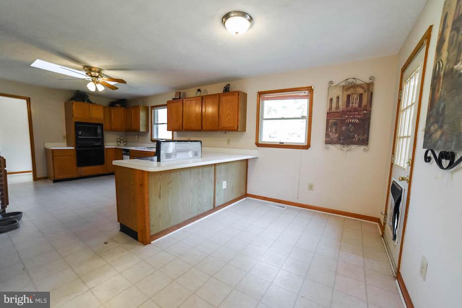 12505 Shiloh Church Road Newburg, MD 20664 - Photo 4 of 29 Breakfast area off kitchen