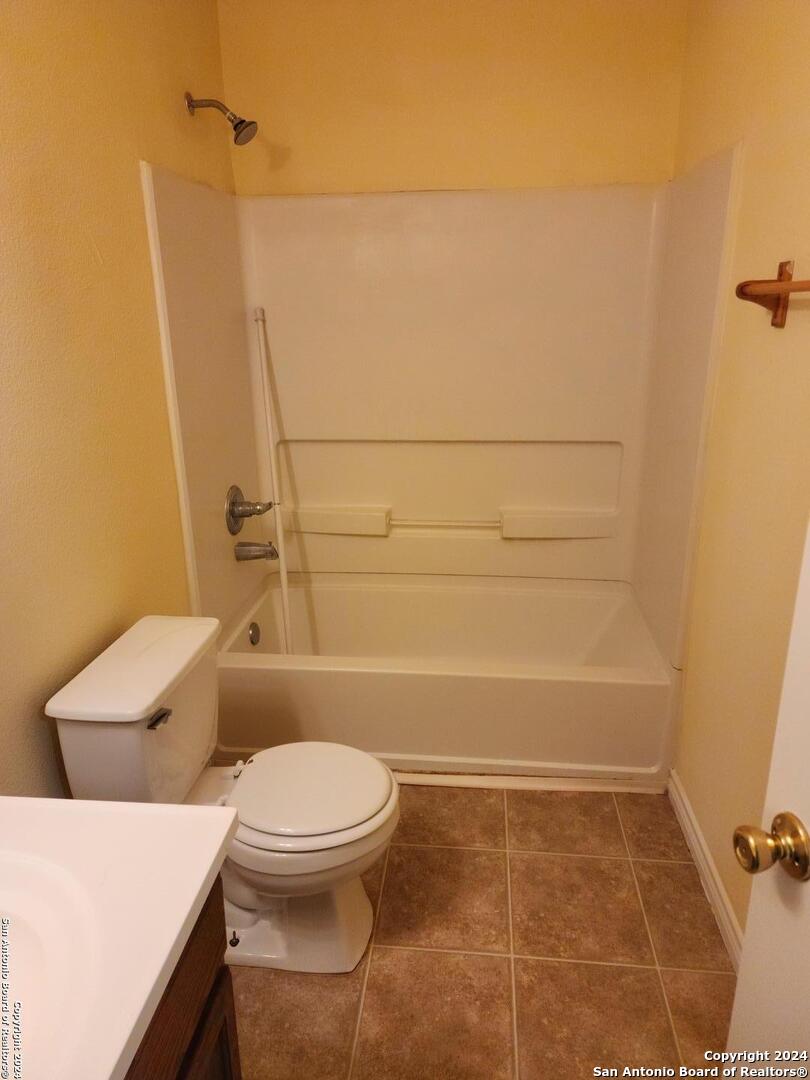 10023 Vasso View, Unit 4 Converse, TX 78109 - Photo 15 of 24