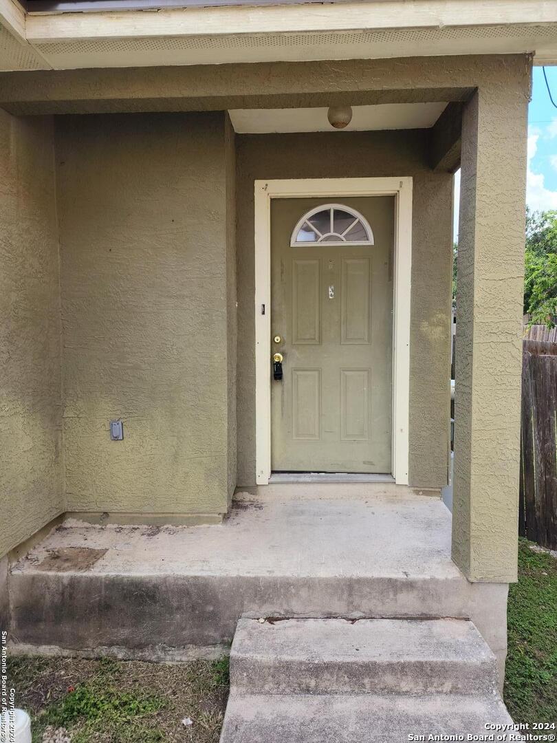 10023 Vasso View, Unit 4 Converse, TX 78109 - Photo 2 of 24