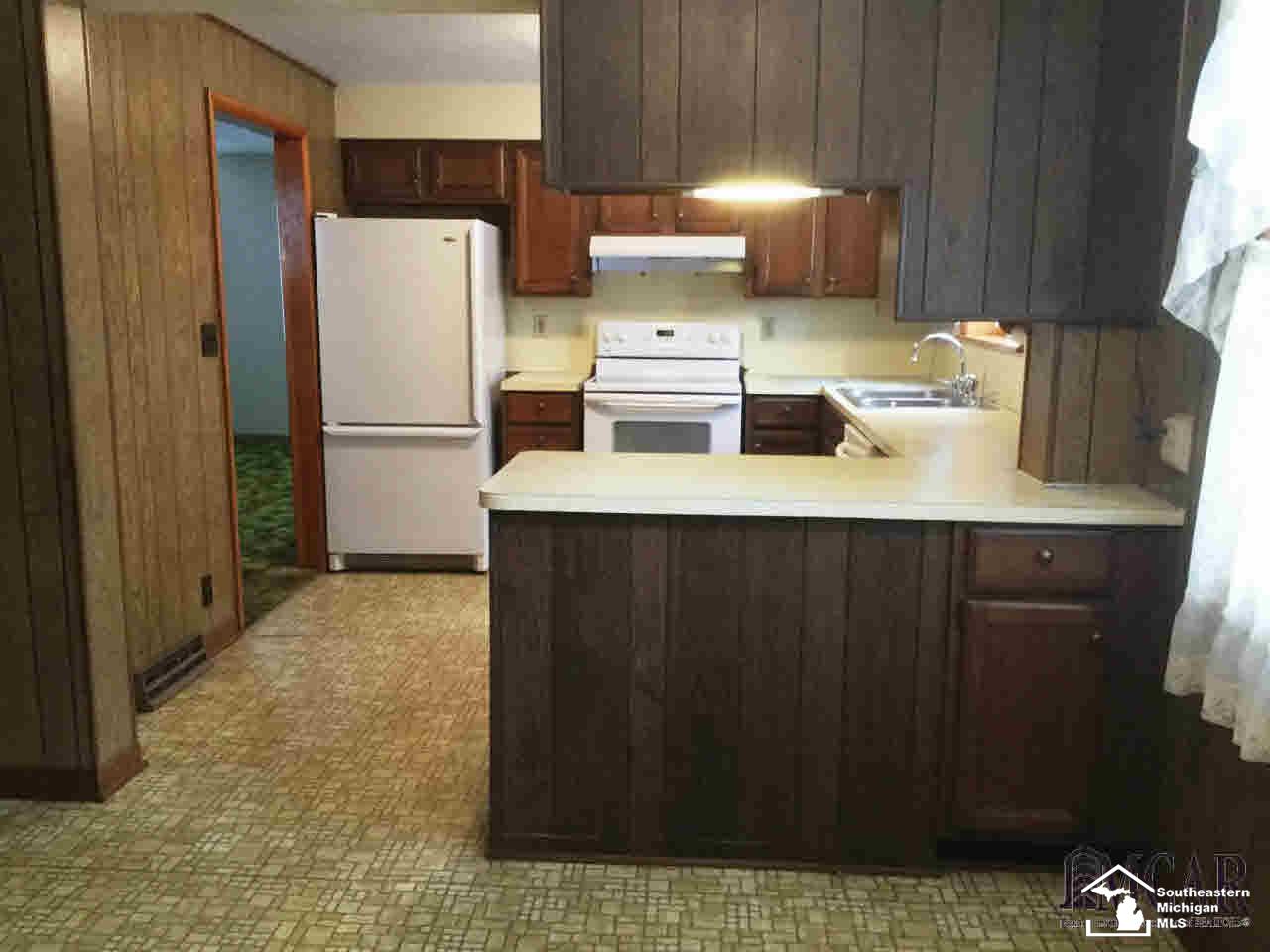 8540 Covert Road Petersburg, MI 49270 - Photo 3 of 31 Kitchen