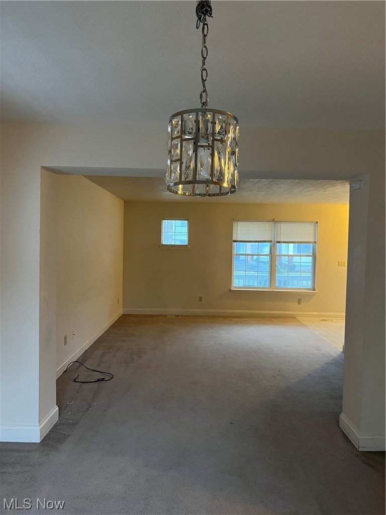 853 Helmsdale Road Cleveland, OH 44112 - Photo 6 of 15