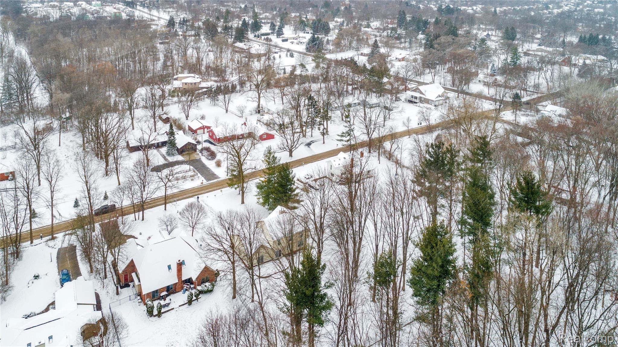 1099 Bloomer Road Rochester, MI 48307 - Photo 14 of 49 1099 Bloomer Rd - HD Drone Photography-8.jpg