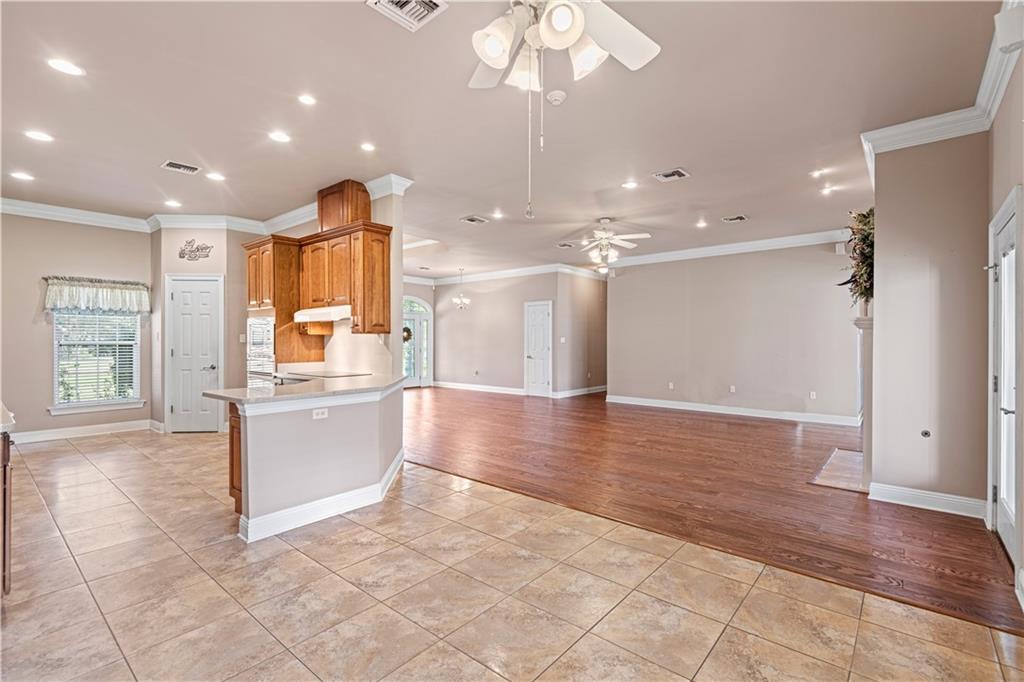 41318 Rue Chene Ponchatoula, LA 70454 - Photo 10 of 29 Gallery Image 10
