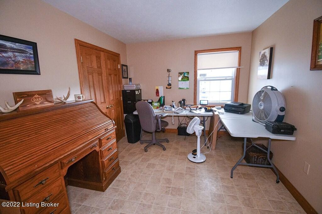 6446 Helena Road Mayslick, KY 41055 - Photo 40 of 68 39128_24