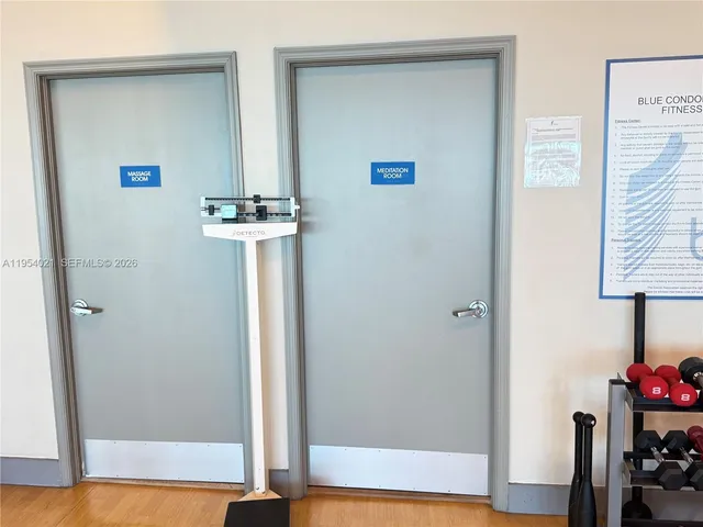 $1,200,000 | 601 Northeast 36th Street, Unit 1112, Miami, FL 33137