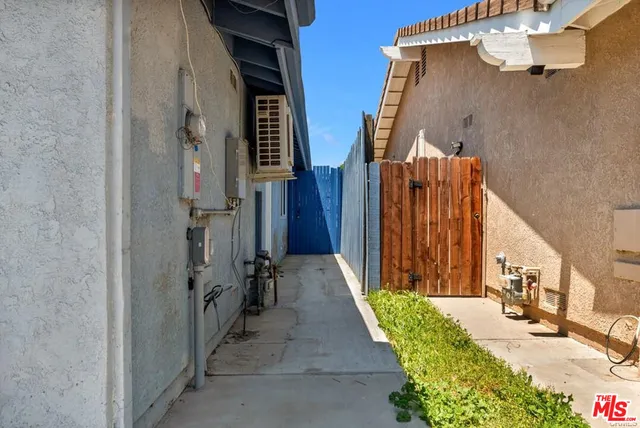 $2,950 | 7703 Baird Avenue, Reseda, CA 91335