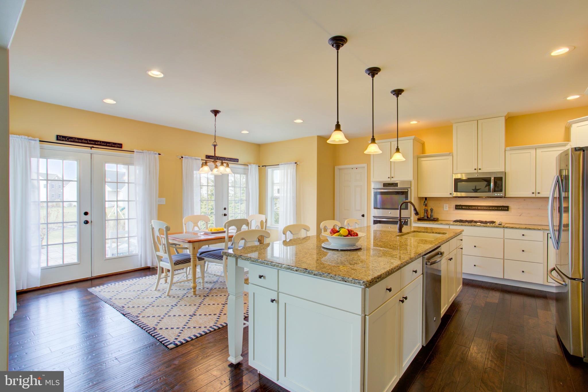 617 Warminster Lane Lititz, PA 17543 - Photo 4 of 56 Beautiful, Spacious & Bright Kitchen!