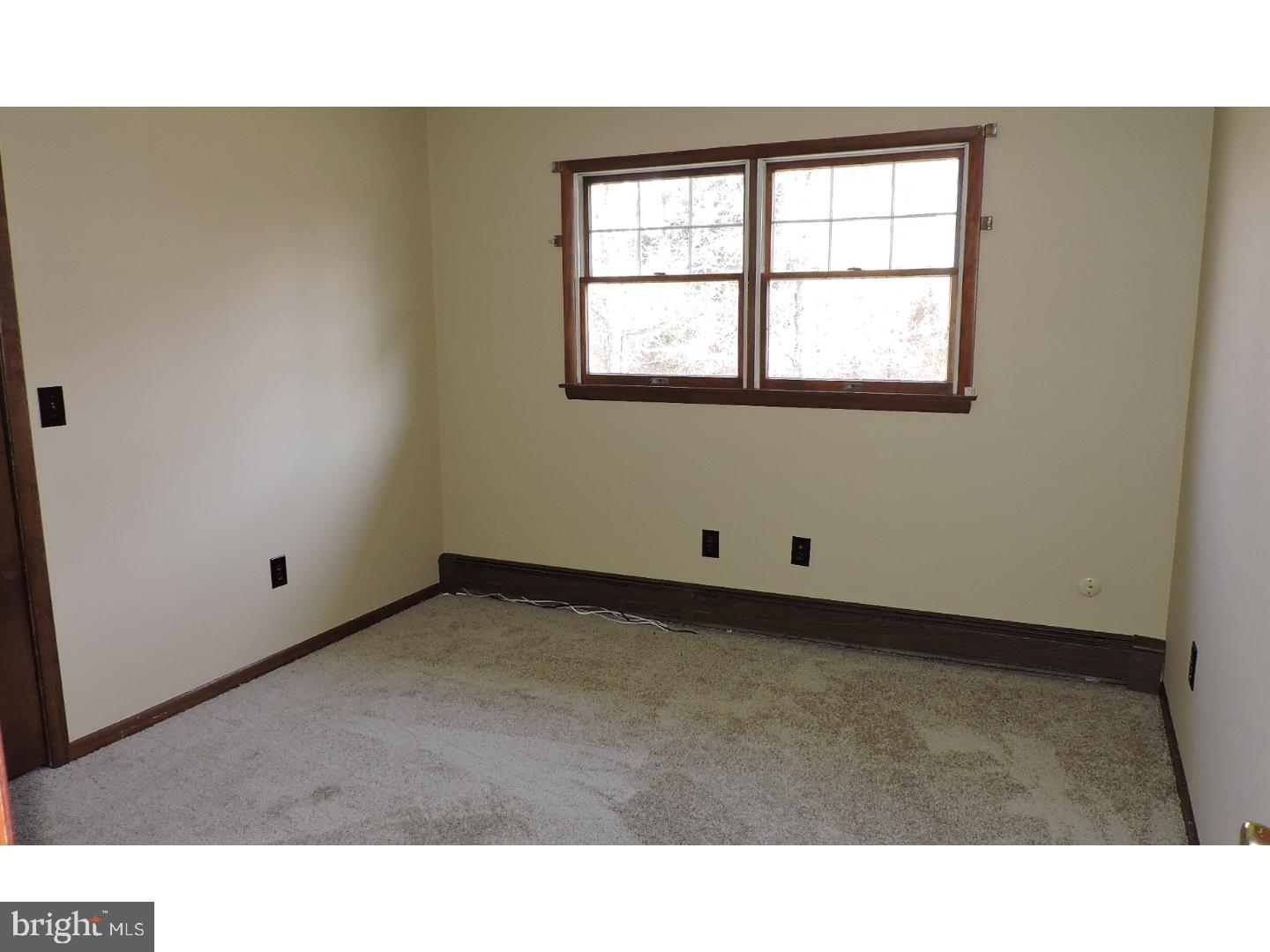 757 Juliustown Georgetown Road Jobstown, NJ 08041 - Photo 14 of 20 Bedroom 2
