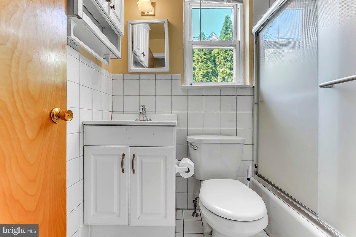 51 Fairview Road Broomall, PA 19008 - Photo 18 of 29 Gallery Image 18