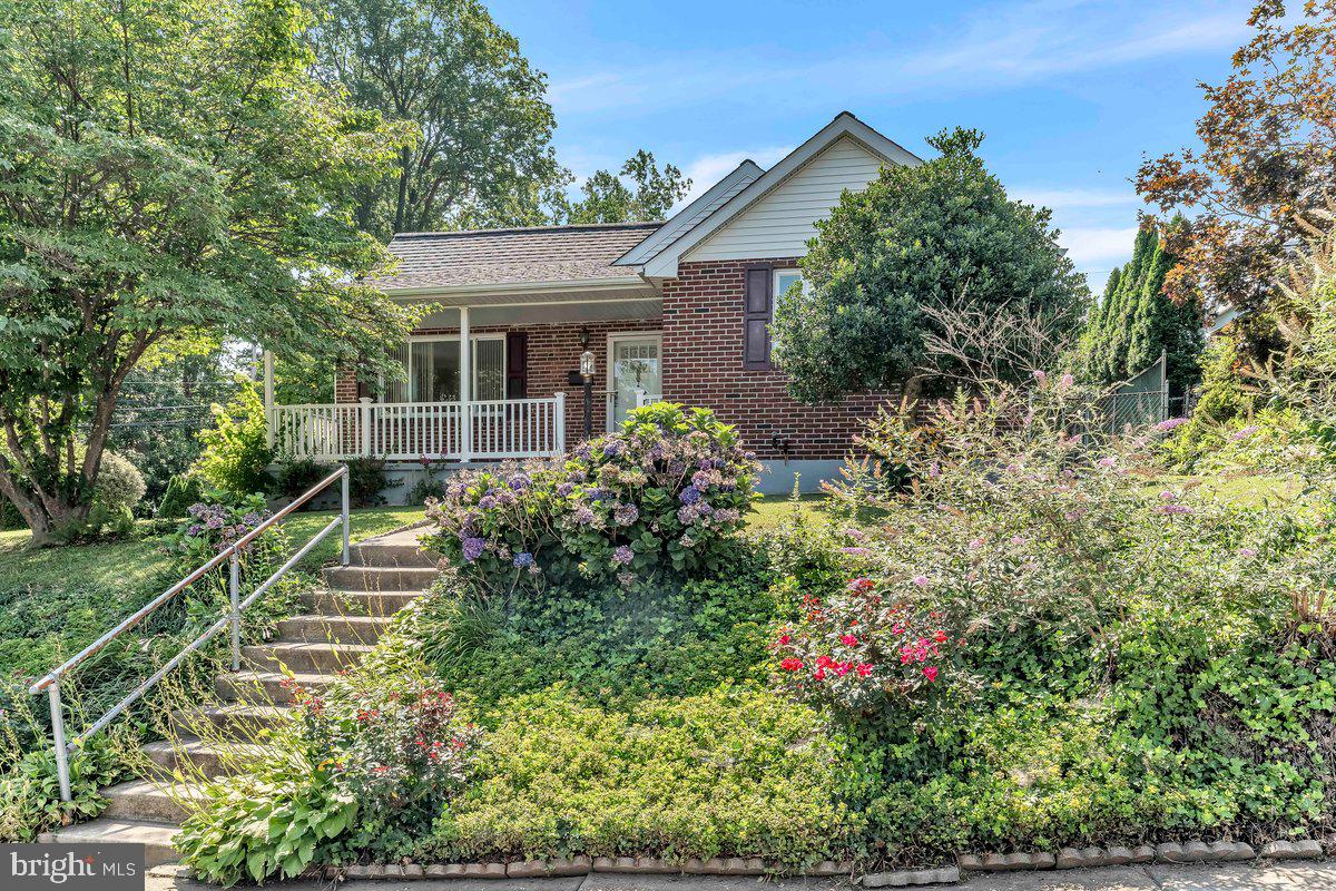 51 Fairview Road Broomall, PA 19008 - Photo 4 of 29 Gallery Image 4