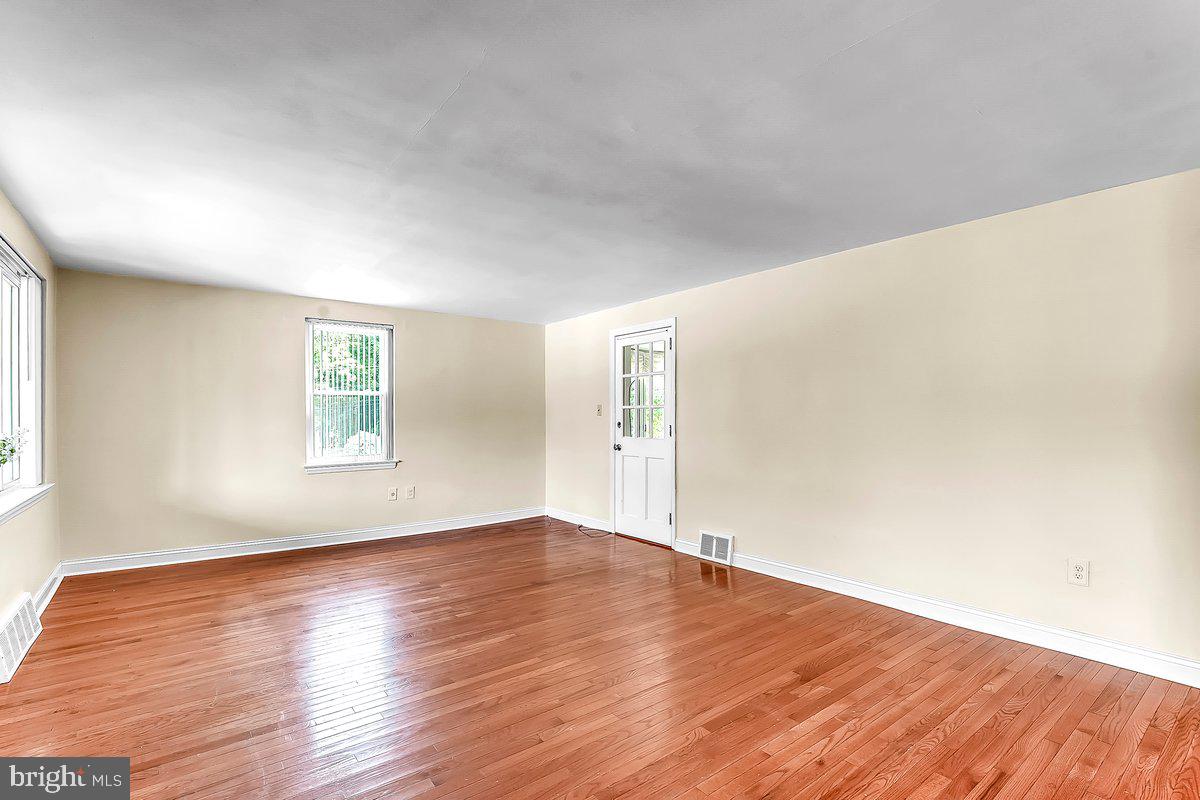 51 Fairview Road Broomall, PA 19008 - Photo 7 of 29 Gallery Image 7
