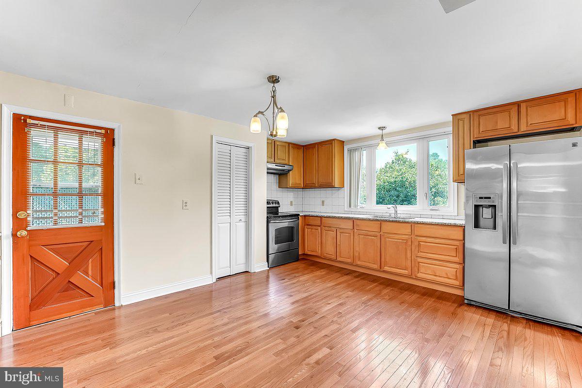 51 Fairview Road Broomall, PA 19008 - Photo 10 of 29 Gallery Image 10