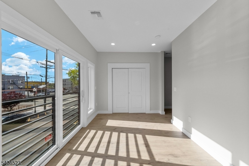 404 Washington Street Perth Amboy, NJ 08861 - Photo 23 of 45 a view of a hallway
