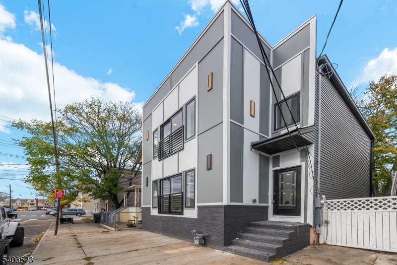 404 Washington Street Perth Amboy, NJ 08861 - Photo 37 of 45 a view of a street with houses