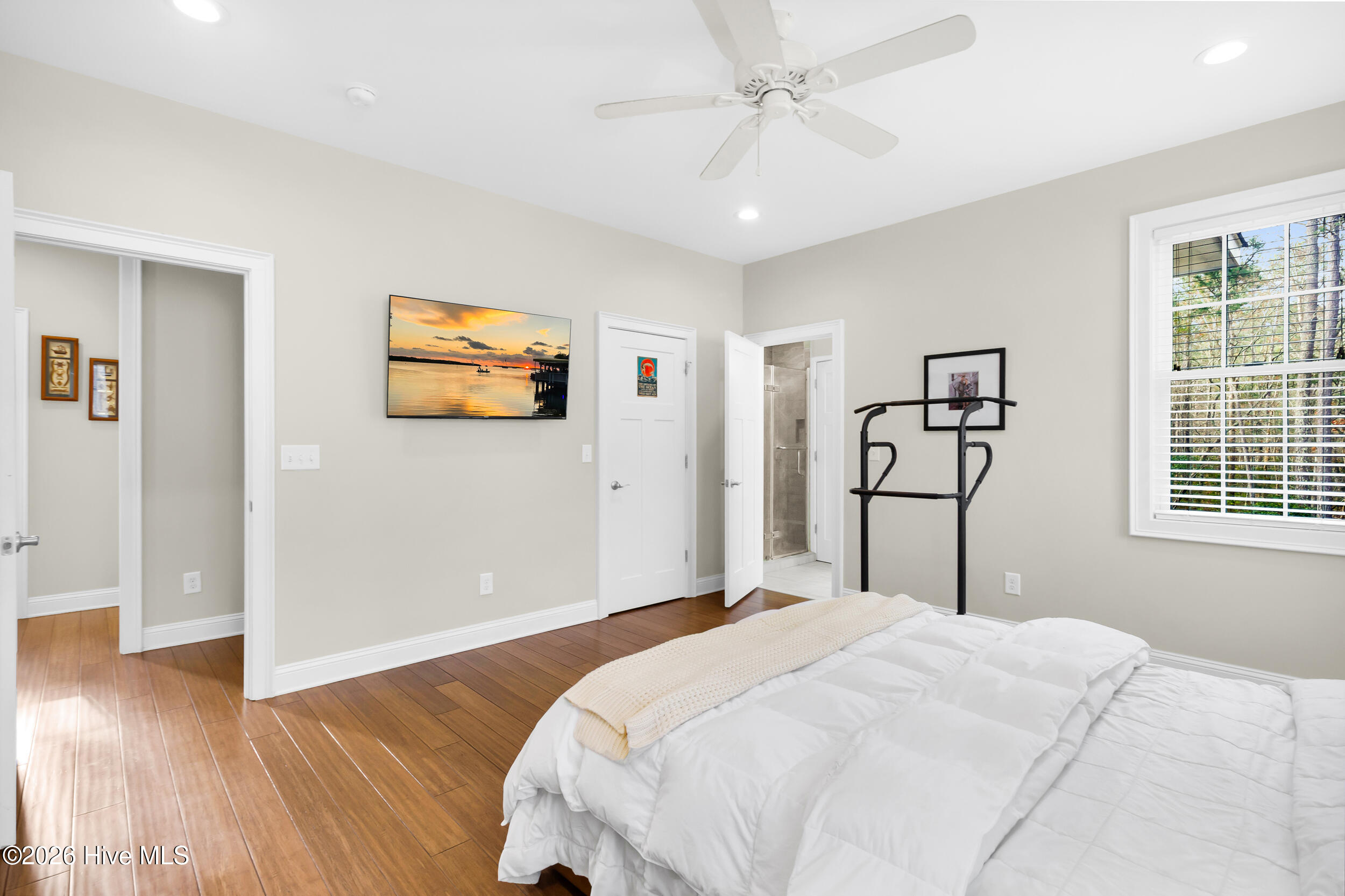 61 Spinnaker Point Road North Oriental, NC 28571 - Photo 19 of 49 Owners Suite