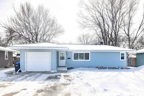 $269,900 | 306 25th Avenue North, Fargo, ND 58102