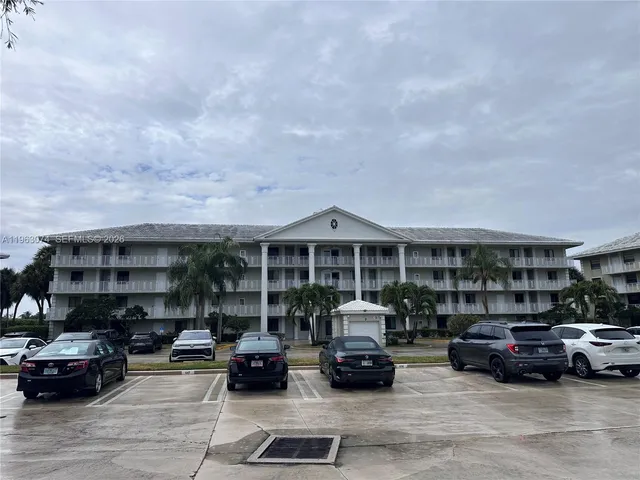 $195,000 | 2811 Village Boulevard, Unit 404, West Palm Beach, FL 33409