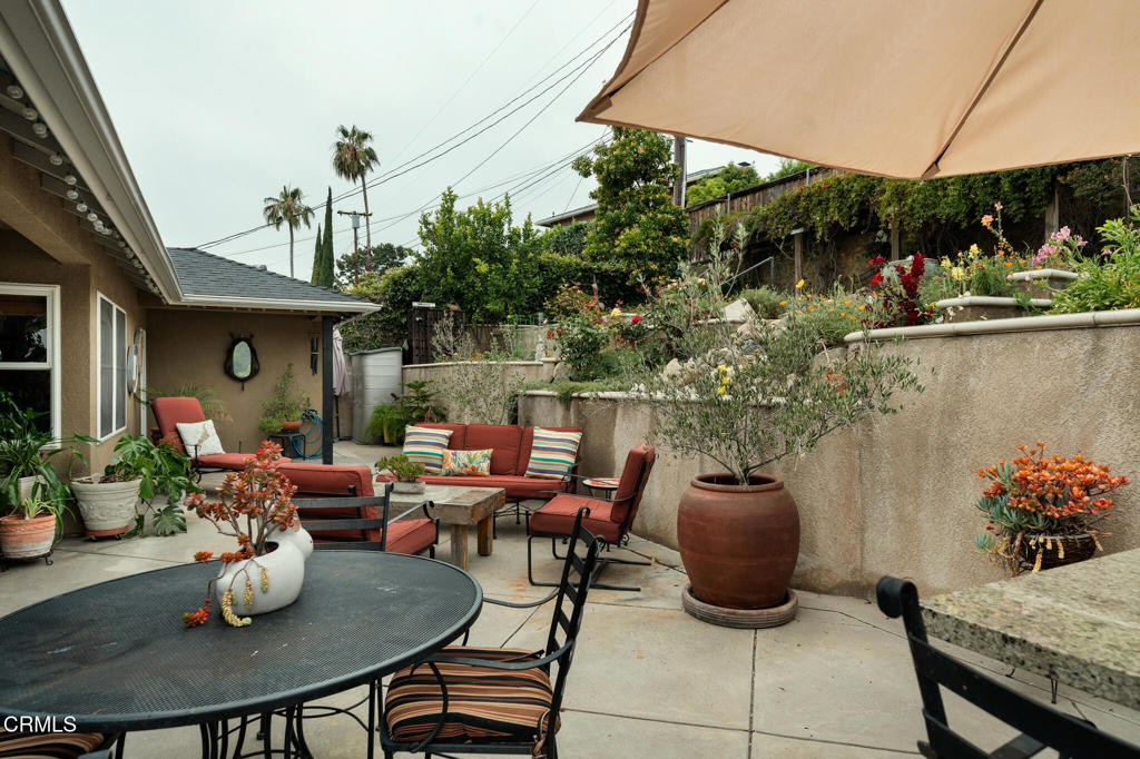3039 Highridge Road La Crescenta, CA 91214 - Photo 24 of 34 3039 Highridge Rd Robbyn Battles 24
