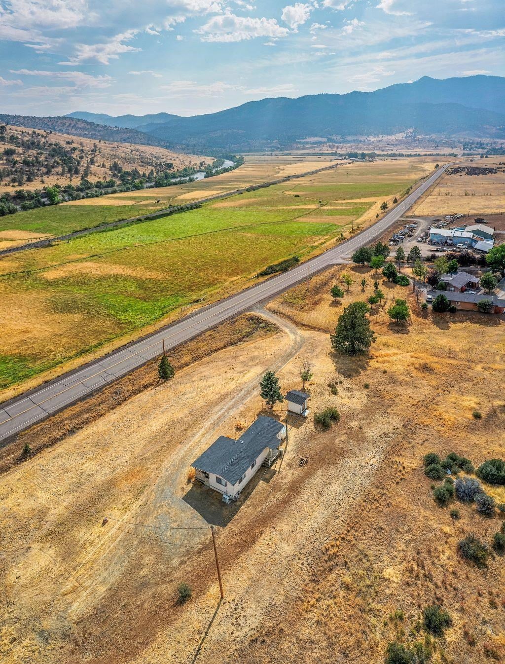 2237 Copco Road Hornbrook, CA 96044 - Photo 1 of 1 Gallery Image 1