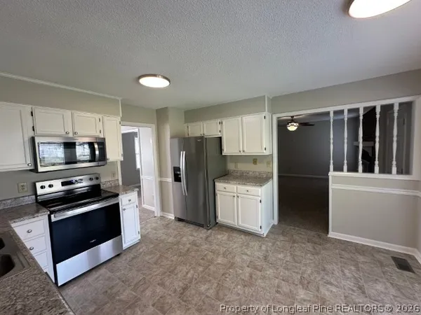 $1,600 | 5901 Watercrest Court, Fayetteville, NC 28304