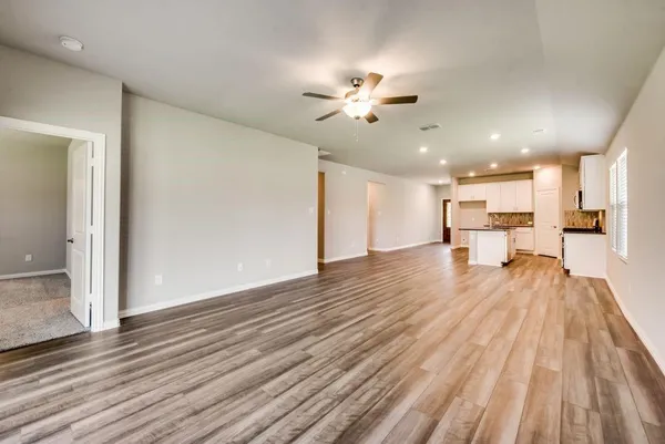 $2,195 | 605 Cedar Springs Drive, Princeton, TX 75407