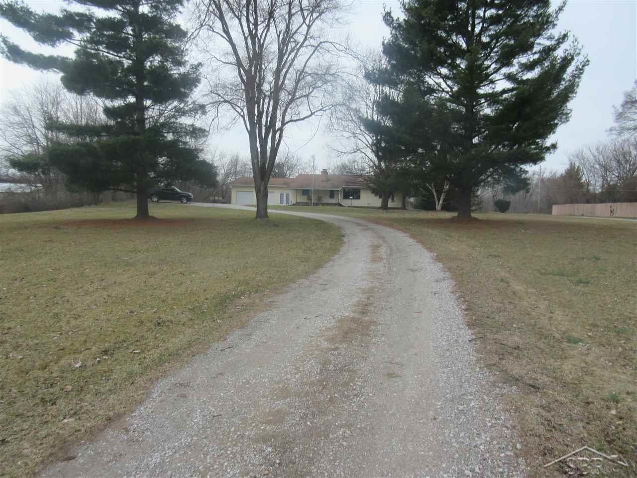 9323 Neff Road Clio, MI 48420 - Photo 28 of 37 31315327-27.JPG