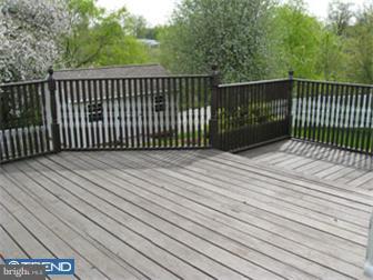 238 Sunrise Road Reading, PA 19606 - Photo 4 of 12 Gallery Image 4
