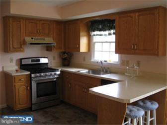 238 Sunrise Road Reading, PA 19606 - Photo 7 of 12 Gallery Image 7