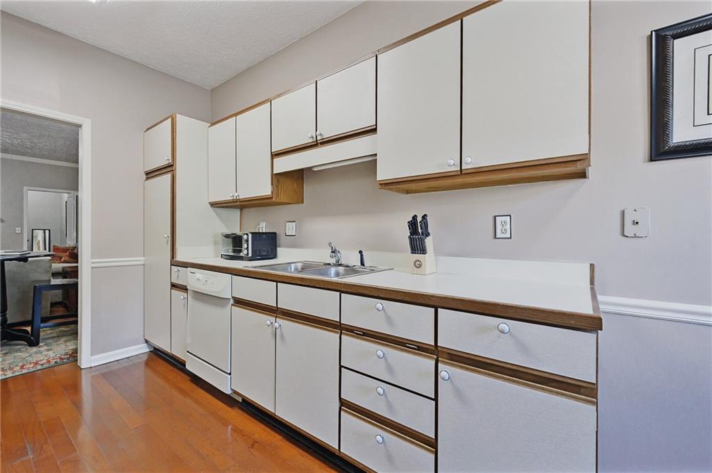 3997 Elm Street Atlanta, GA 30341 - Photo 15 of 46