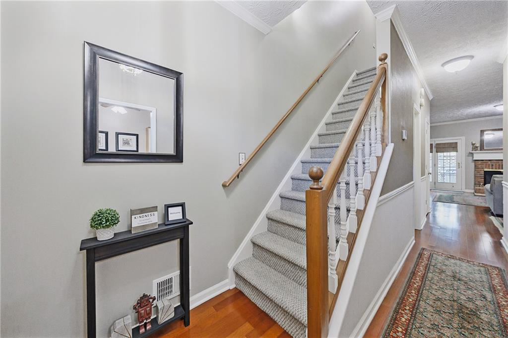 3997 Elm Street Atlanta, GA 30341 - Photo 3 of 46