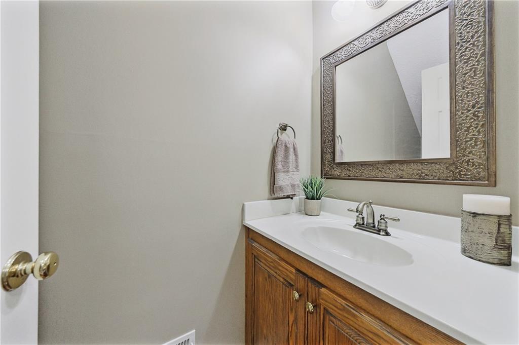 3997 Elm Street Atlanta, GA 30341 - Photo 34 of 46