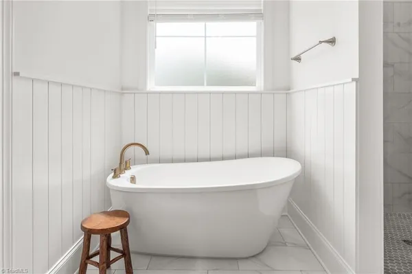 $775,000 | 7301 Lee's Ridge Road, Oak Ridge, NC 27310