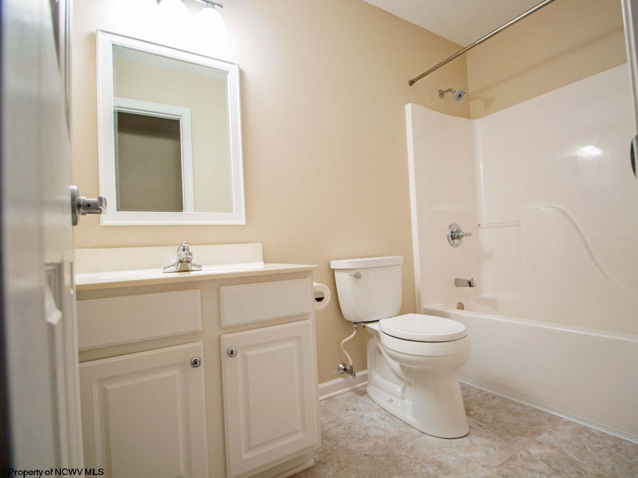 1329 Riddle Avenue, Unit 6 Morgantown, WV 26505 - Photo 16 of 20 Gallery Image 16